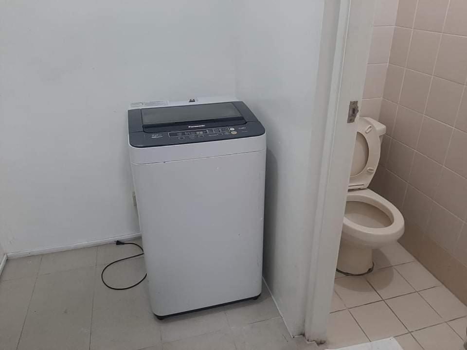 Spacious 2 Bedroom Unit With Pool 마닐라 외부 사진